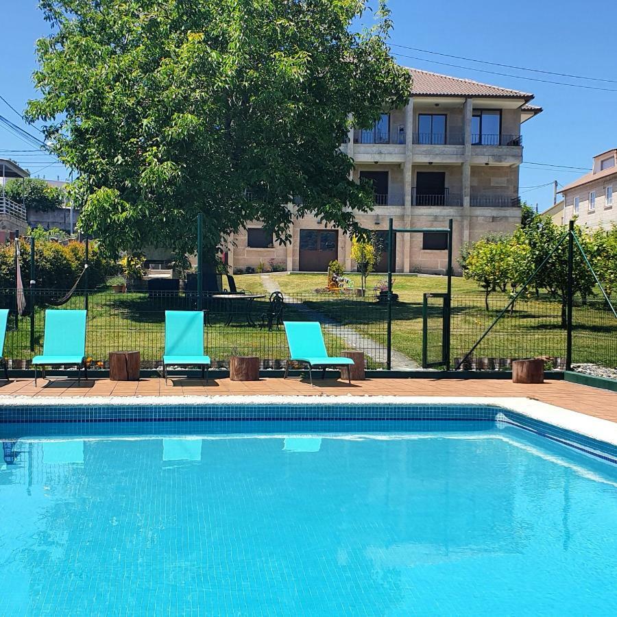 Apartamentos Ria De Альдан Экстерьер фото